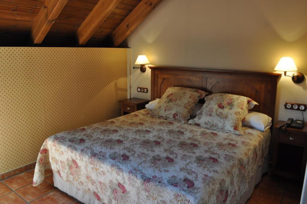 Hotel Bocale Sallent de Gállego Rom bilde